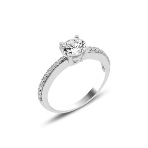 OLIVIE Stříbrný zásnubní prstýnek se zirkonem 3901 Velikost prstenů: 8 (EU: 57-58) Ag 925; ≤2,7 g.