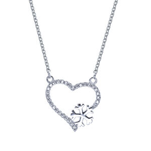 OLIVIE Stříbrný náhrdelník ZIMNÍ LÁSKA 5899 Ag 925; ≤3,9 g.
