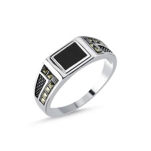 OLIVIE Pánský stříbrný prsten MARKAZIT 8206 Velikost prstenů: 8 (EU: 57-58) Ag 925; ≤4,8 g.
