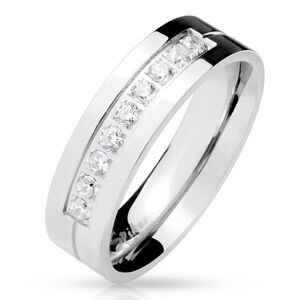 Ocelový prsten stříbrné barvy, devět čirých zirkonů v zářezu, lesklý povrch, 6 mm - Velikost: 70