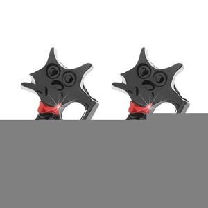 Puzetové náušnice, lesklá černá kočka s červeným obojkem